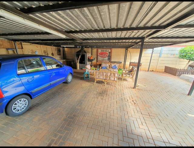 4 BEDROOM HOUSE FOR SALE IN HESTEAPARK